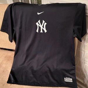 New York Yankees MLB Nike Legend Batting Practice Performance T-Shirt